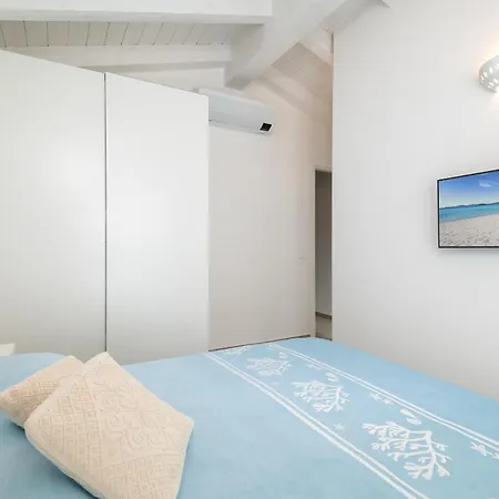 Domusmeralda - Blu - Attico Sul Mare Apartmán *