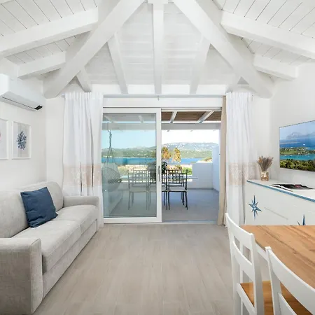 Apartment Domusmeralda - Blu - Attico Sul Mare Cannigione